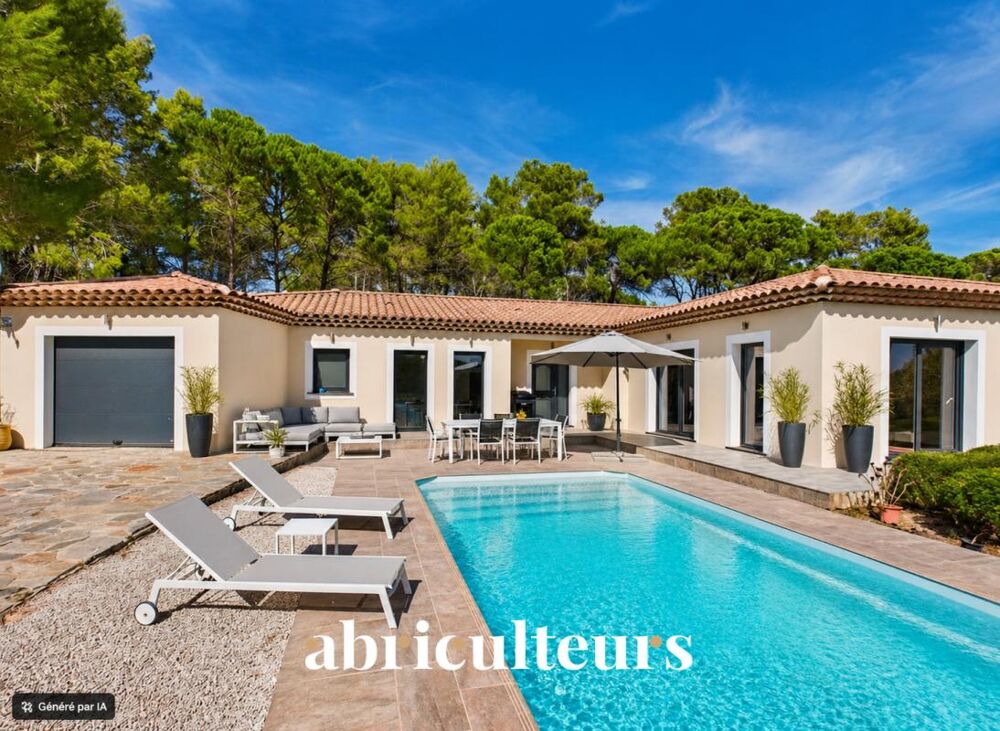Belle villa contemporaine/vue panoramique en vente à Bagnols-en-Forêt(83600)