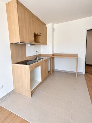  Appartement à louer 2 pièces 40 m²
