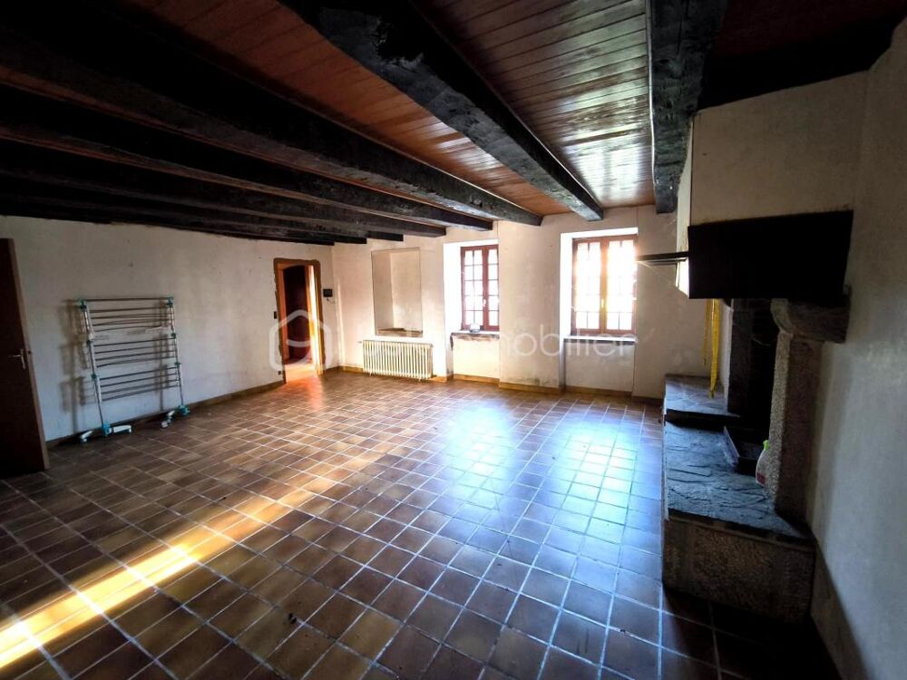 Vente Maison Maison ancienne à rénover + dépendances - Terrain 4900m2 Veyrac