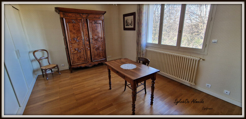 Vente Maison Maison à vendre 8 pièces 265m² Garage 62 m² BAGE ST ANDRE (01) terrain 4500m² Bage le chatel