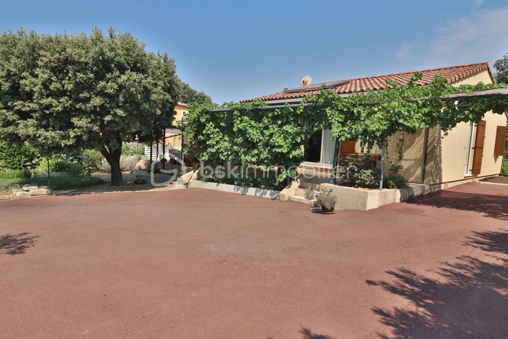 Maison 6 pièces 135 m² · à Montfrin · 135 m² · 345 000 €