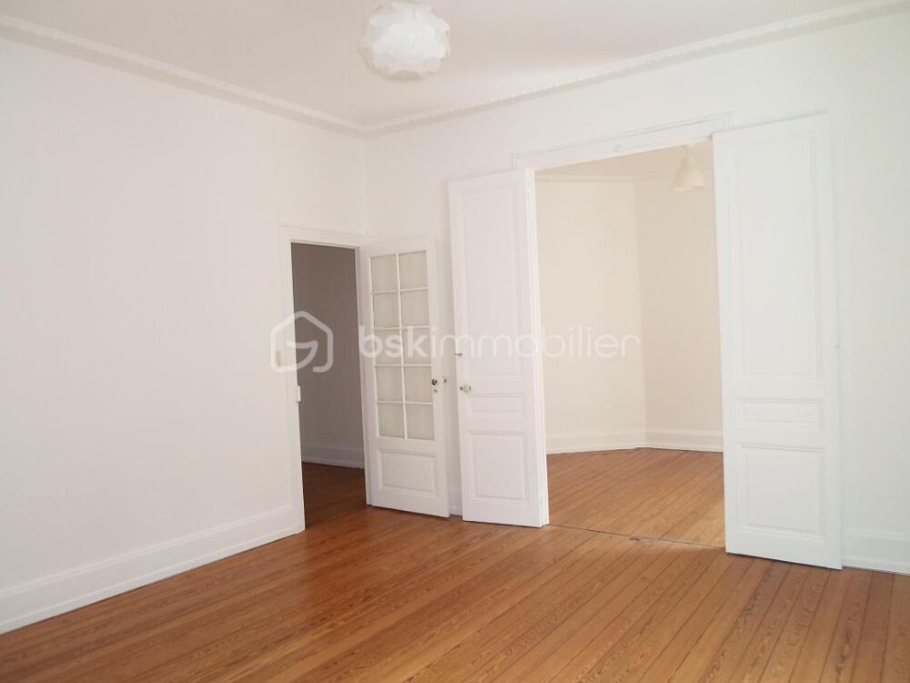 Location Appartement BELFORT, AUX PORTES DE LA VIEILLE VILLE, EN QUARTIER RÉSIDENTIEL TRES PRISÉ DANS UNE BATISSE DE CARACTERE, TRÈS BEL APPARTEMENT Belfort