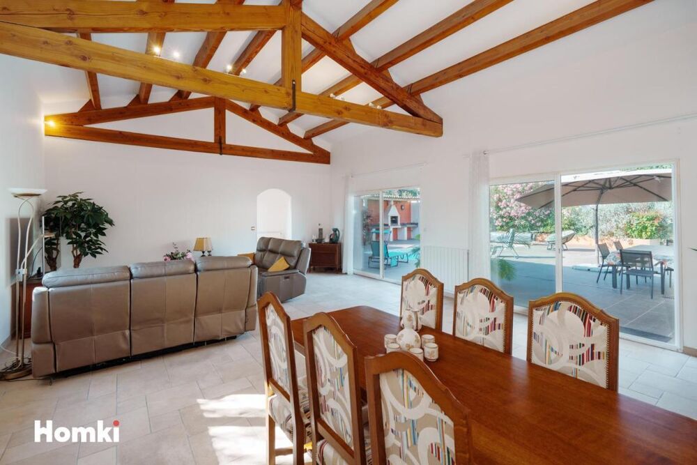 Maison/Villa T8 de 227 m2 à Gigean 34770
