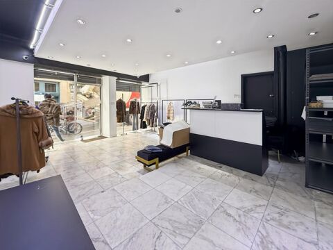 Boutique rue du Faubourg Poissonni&egrave;re 1920 75009 Paris