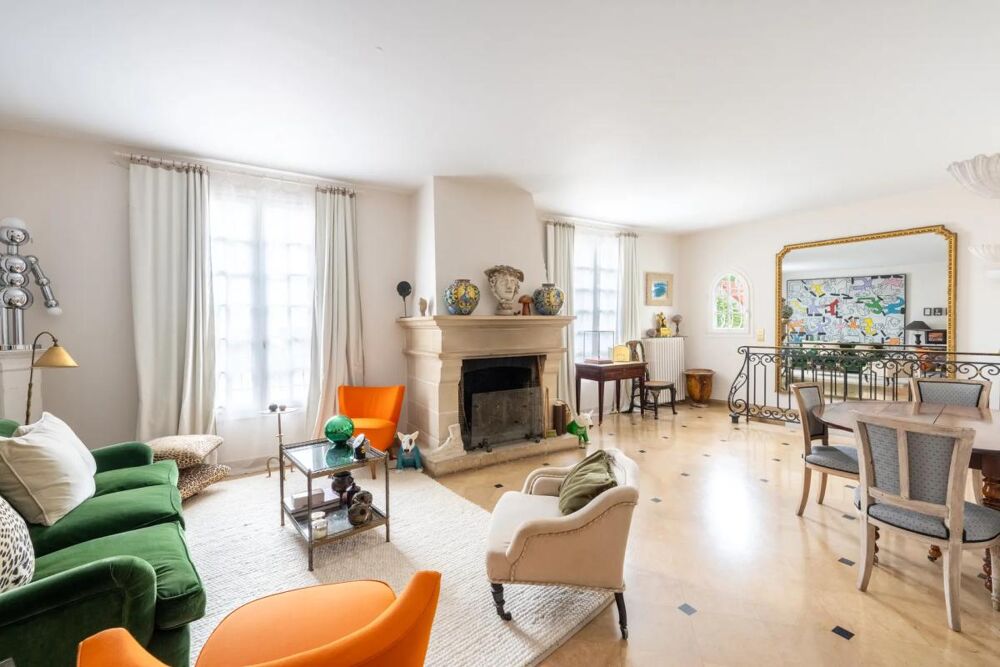 Vente Maison Maison rénovée 4 chambres 164 m2 Jardin arboré Quartier Liberté Suresnes
