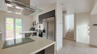  Maison � vendre 7 pi�ces 235 m�