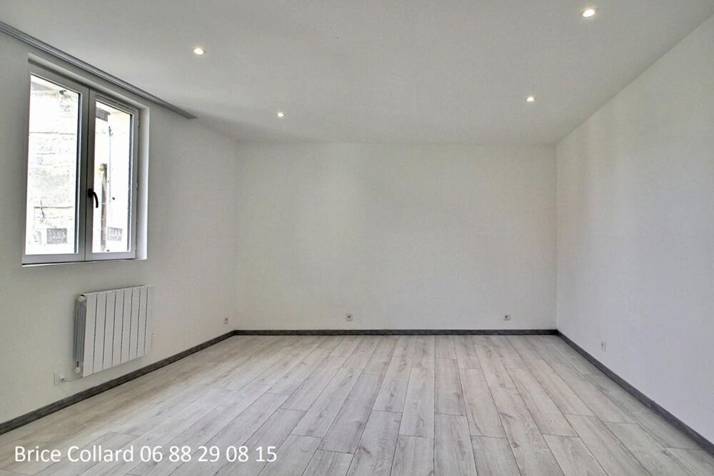 60180 NOGENT SUR OISE Maison de ville 1 chambre et bureau, intégralement rénovée