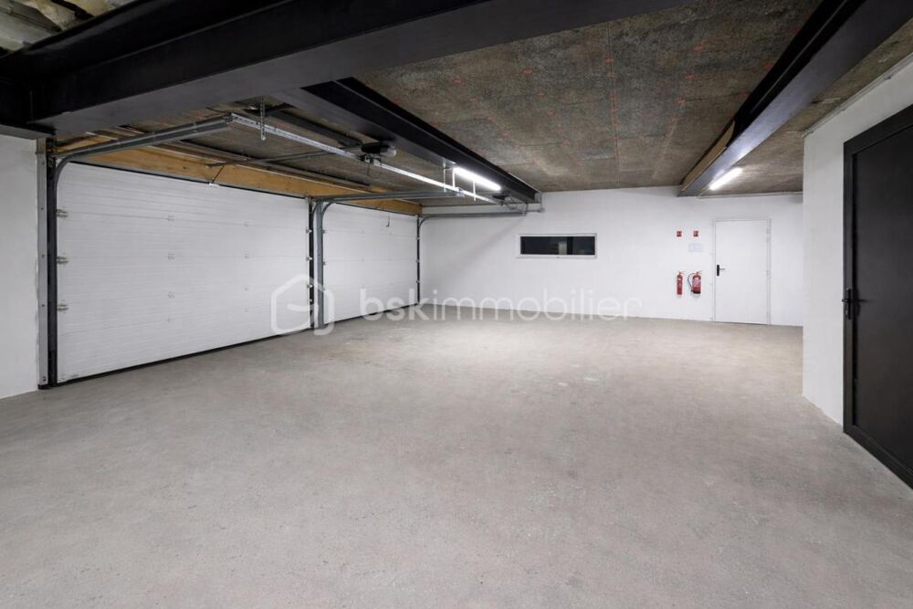   Local d'activité 154m² 