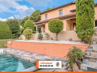 Villa à vendre 8 pièces 245 m²