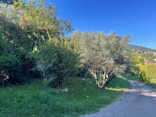  Maison  vendre 8 pices 221 m