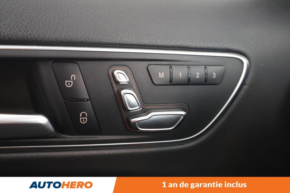 Classe GLA 250 Sensation 7G-DCT 211 ch 2018 occasion 92130 Issy-les-Moulineaux