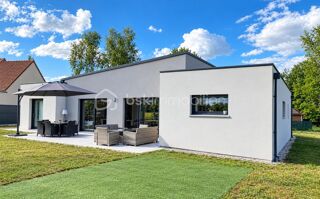 Vente Maison Exclusivité - Maison contemporaine de plain-pied avec 4 chambres à Guécélard Guecelard