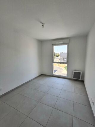  Appartement à louer 4 pièces 85 m²