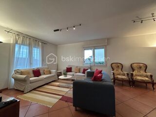  Maison � vendre 7 pi�ces 165 m�