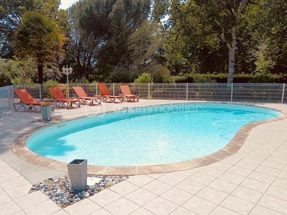 Maison landaise avec piscine