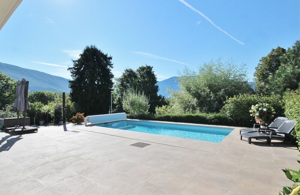 A 10min de CHAMBERY sur NOVALAISE Villa darchitecte 7 pièces de 220 m² plus T2 indépendant 50 m² sur plus de 1700m2 Idéal pour