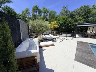  Maison à vendre 7 pièces 234 m²