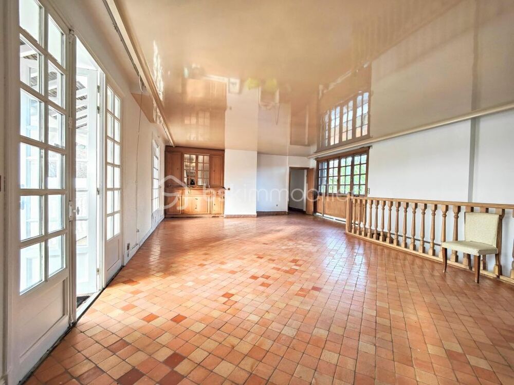 à vendre  Propriété/château Gambais (78950)