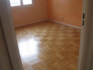  Appartement à louer 3 pièces 68 m²
