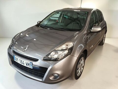 Annonce voiture Renault Clio 1300 €