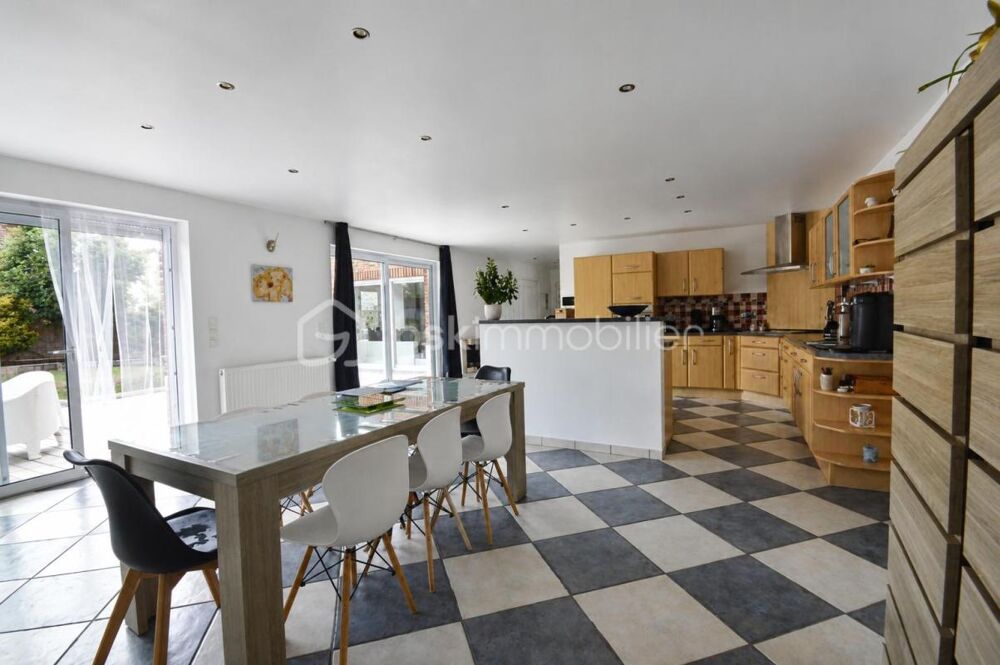 Vente Maison Grande maison individuelle de 237 m² – 5 chambres – 2 salles de bain - Pévèle Cobrieux