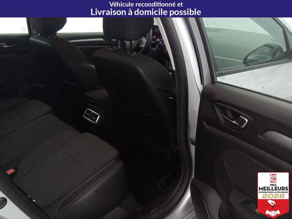 M&eacute;gane IV Berline Blue dCi 115 EDC Evolution 2023 occasion 10150 Lavau