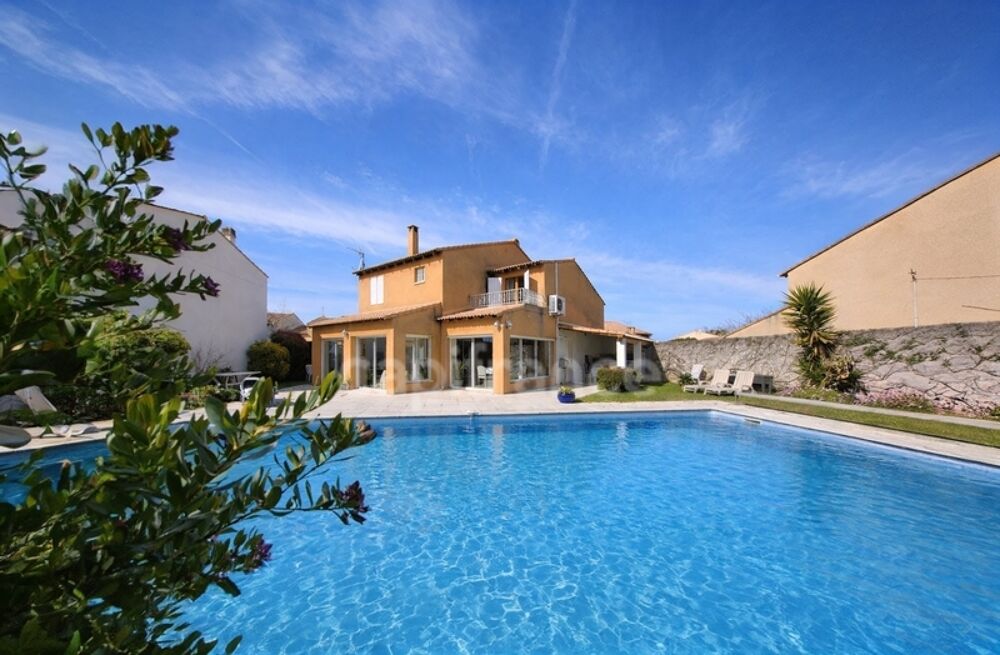 Maison Familiale 6 pièces 152 m2 Piscine et jardin arboré
