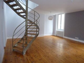  Appartement  louer 8 pices 167 m Saint etienne