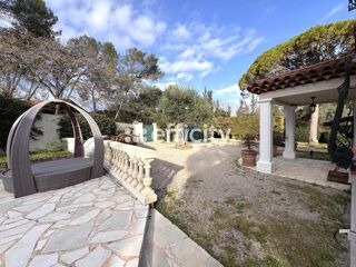  Villa � vendre 5 pi�ces 130 m�