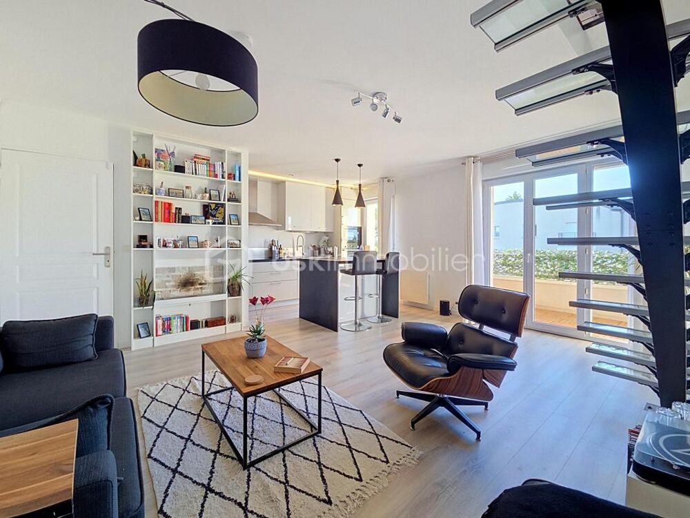 Duplex dernier étage avec terrasse sans vis à vis