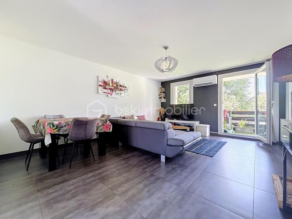 Vente Appartement Appartement T3 de 65,10m2 avec Terrasse, cave et place de parking privée Varces allieres et risset
