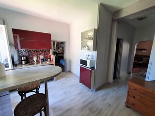  Immeuble à vendre 9 pièces 305 m²