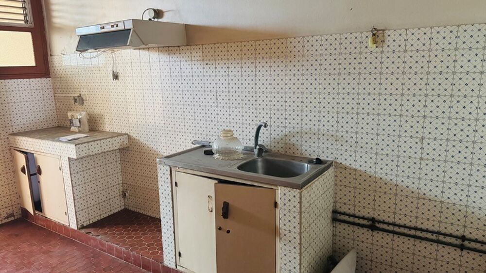 À VENDRE  APPARTEMENT T3 À RÉNOVER EN PLEIN CENTRE-VILLE DE FORT-DE-FRANCE (972)