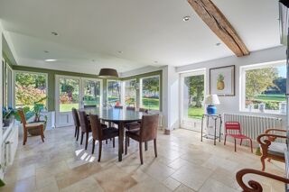  Proprit/chteau  vendre 10 pices 238 m