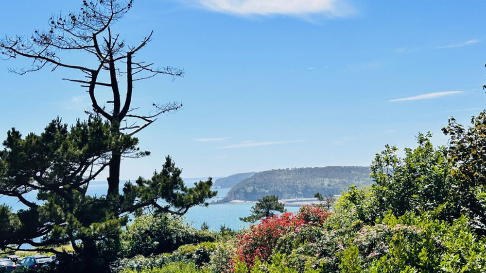 Vente Maison Signature Architecturale et Horizon Marin : Une Œuvre d'Yves Guilloux Crozon
