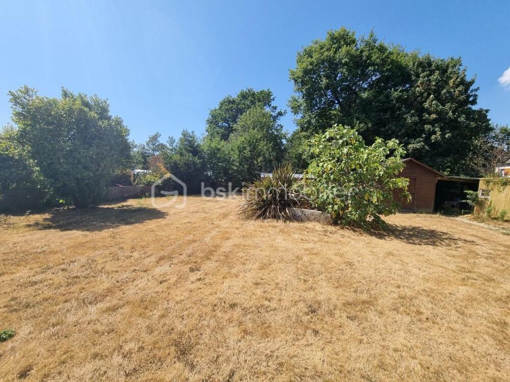 CLOHARS-CARNOËT  Maison 5 chambres avec vie de plain-pied sur plus de 2 000 m²