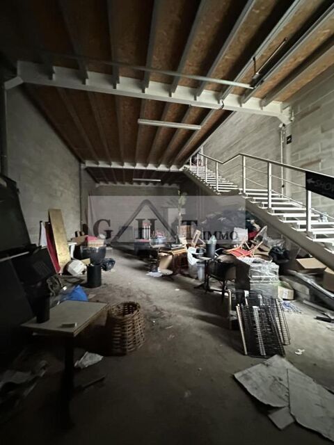 Local d'activit&eacute;s &agrave; Louer 198m2 Romainville 2360 93230 Romainville