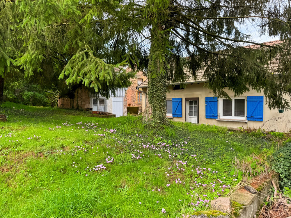Maison de village - à vendre 7 pièces proche de LA CLAYETTE (71) - 185 m² - terrain 1235 m²