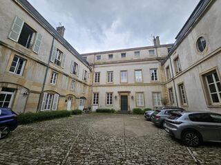  Appartement à vendre 7 pièces 202 m²