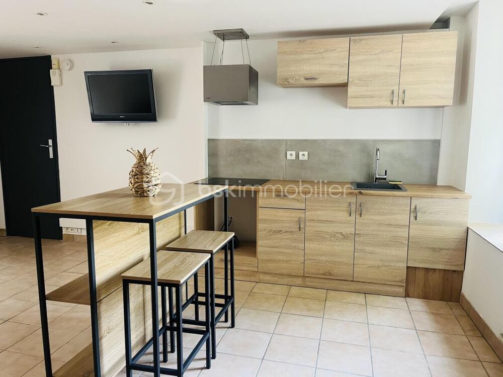 Maison lumineuse avec jardin, terrasse et 2 places de stationnement