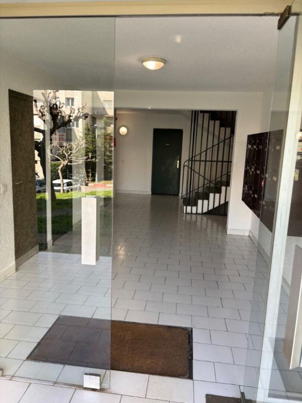 Vente Appartement -BASTIA-Appartement T3  60m2 Résidence de 3 niveaux Cave Parking Bastia