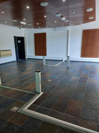  Immeuble à vendre 12 pièces 378 m²