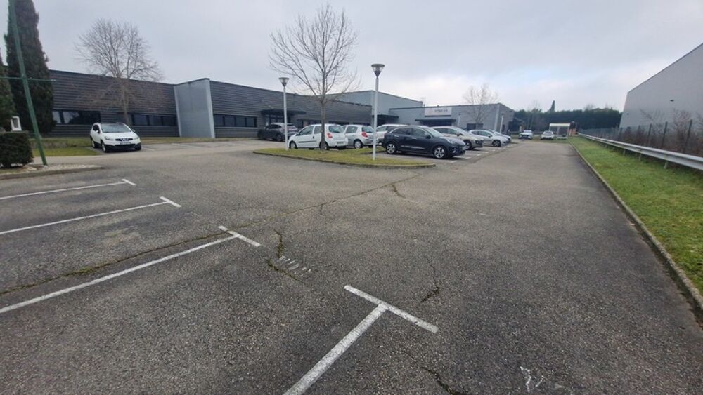 Vente Terrain Terrain avec visibilité premium à vendre sur 3393m² à  BALLAN MIRE (37)  emprise bâtie maxi de 2035m² 12 m de hauteur Ballan mire