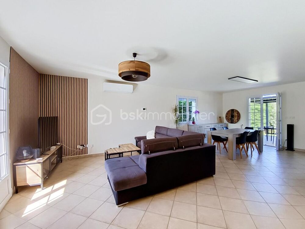 BELLE MAISON SANS VIS A VIS