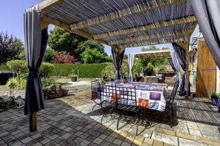  Maison � vendre 8 pi�ces 260 m�