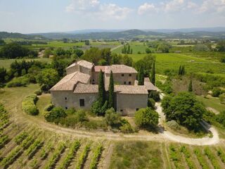  Propri�t�/ch�teau � vendre 15 + pi�ces 1000 m�