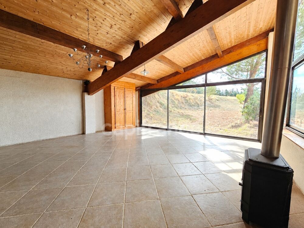 Vente Maison Maison à vendre 6 pièces avec Piscine et 17 919 m² de terrain COTTANCE (42) Cottance