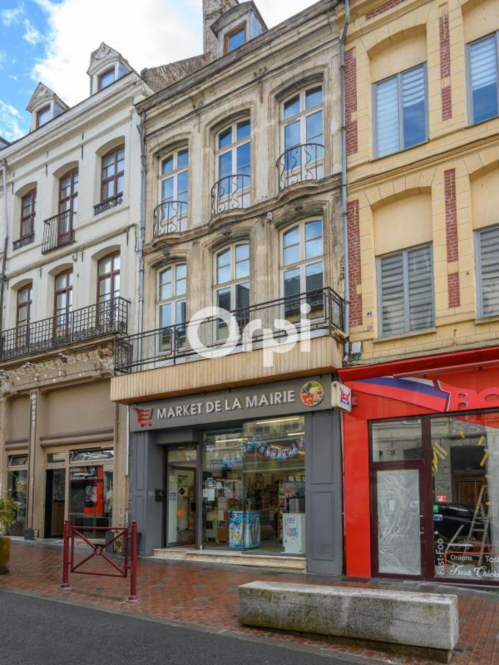   Bien Commercial À Vendre en centre ville 
