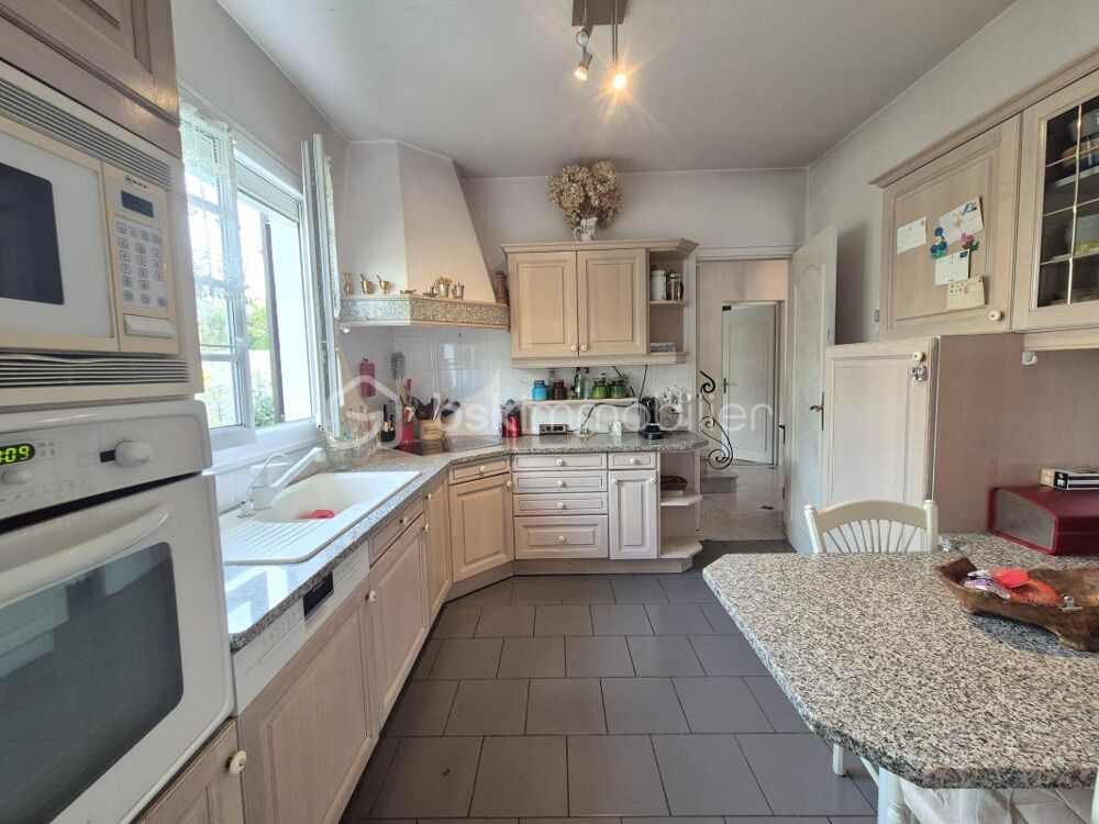à vendre  Propriété/château Saint-Maur-des-Fossés (94100)