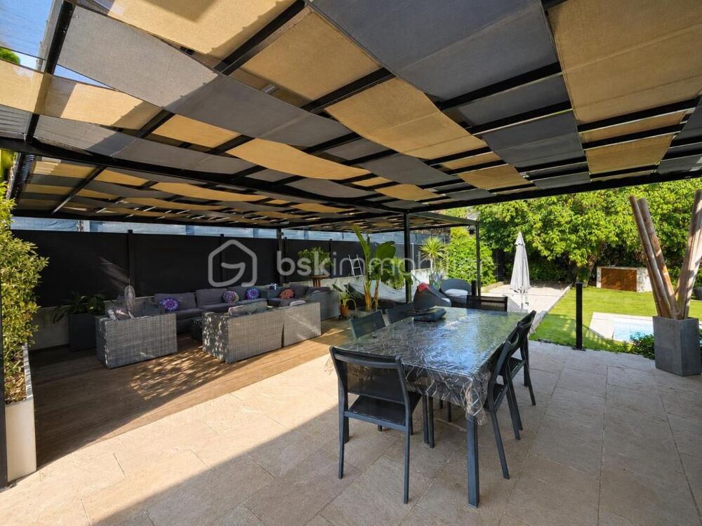 Appartement en haut de villa